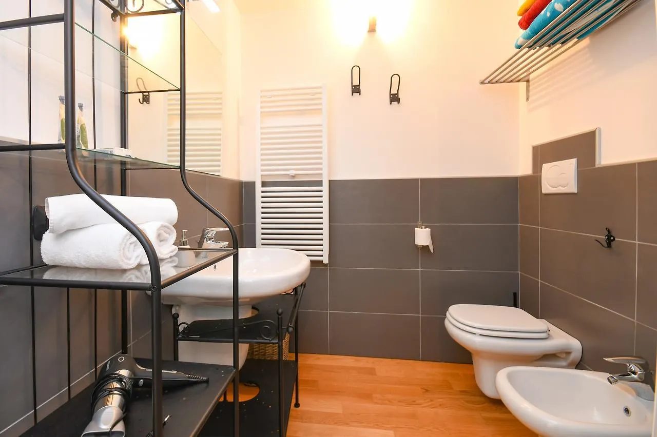 La Castellana Lake View Apartment Sirmione 0*,  Italy