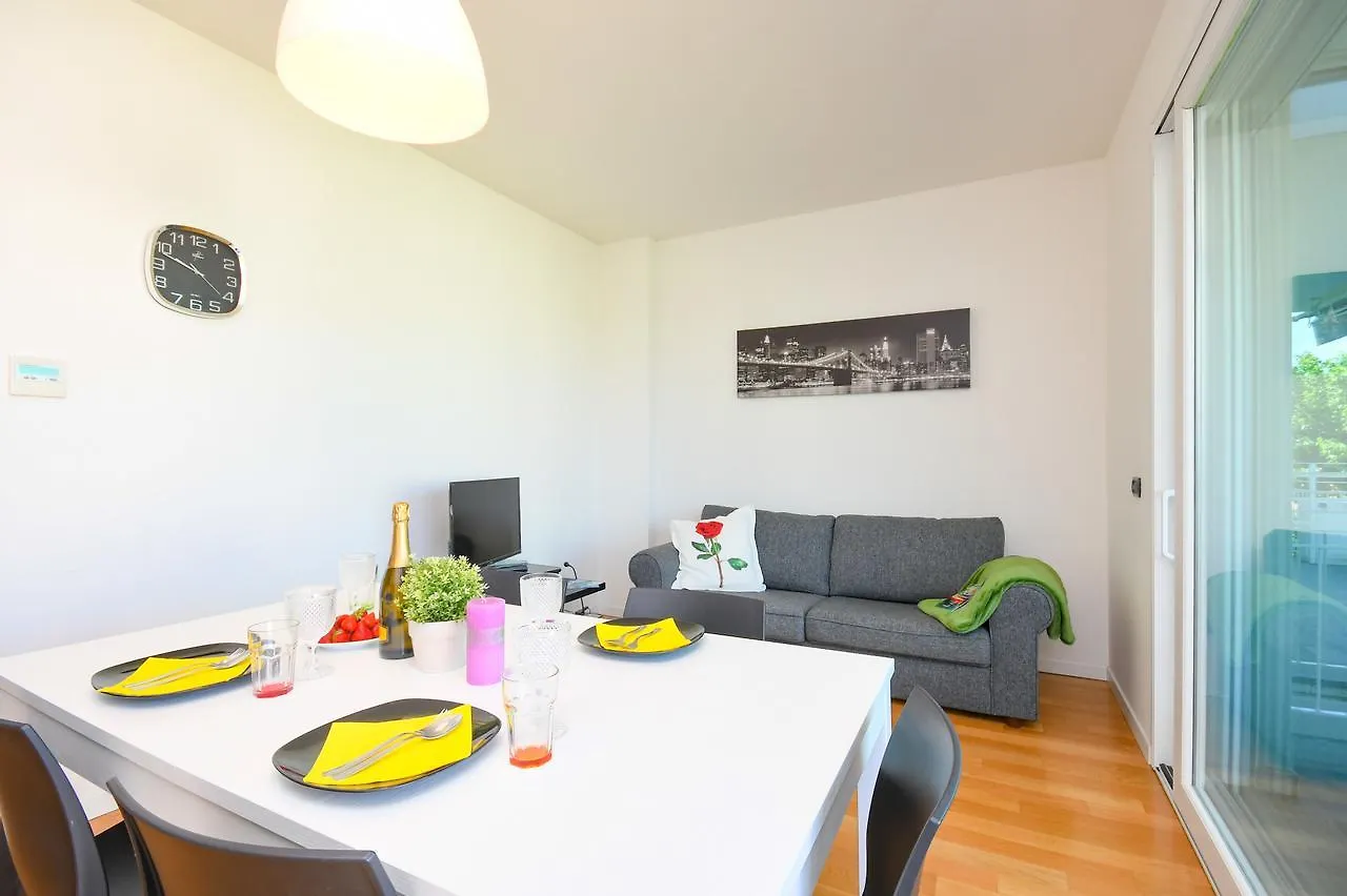 La Castellana Lake View Apartment Sirmione 0*,