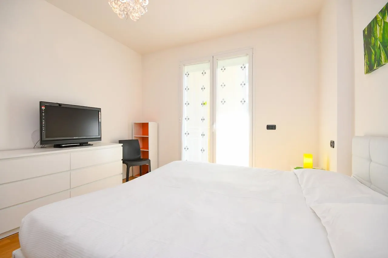 La Castellana Lake View Apartment Sirmione Italy
